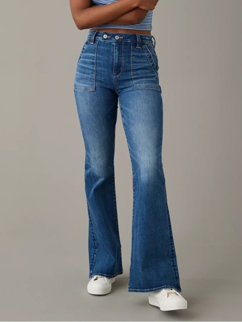 AMERICAN EAGLE 10 Super High-Rise Flare Jeans